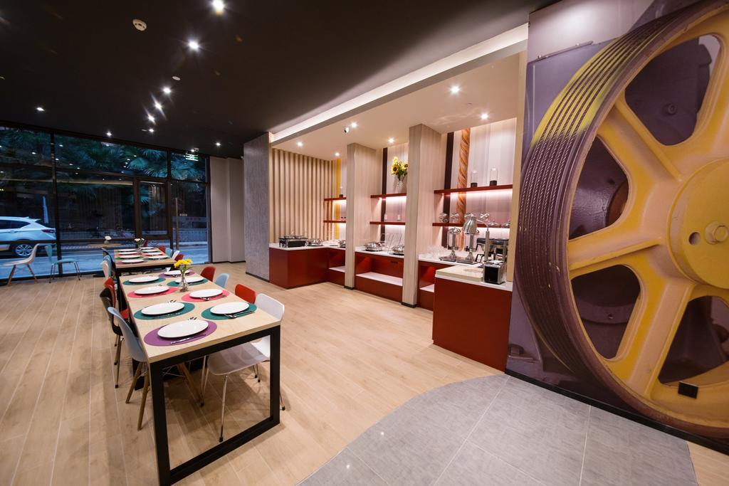 Ibis Guangzhou Yuexiu Park Metro Station Hotel Екстериор снимка