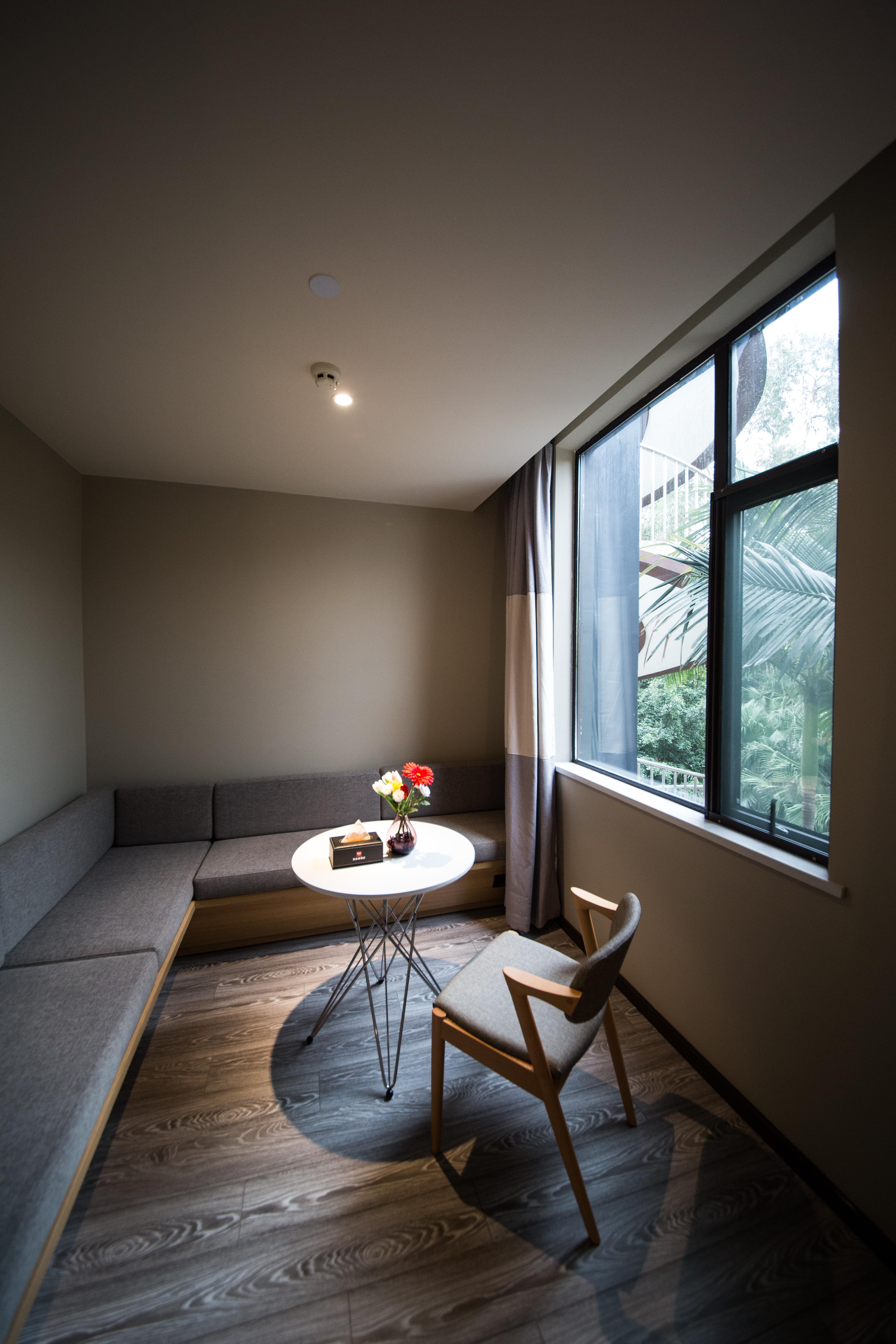 Ibis Guangzhou Yuexiu Park Metro Station Hotel Екстериор снимка