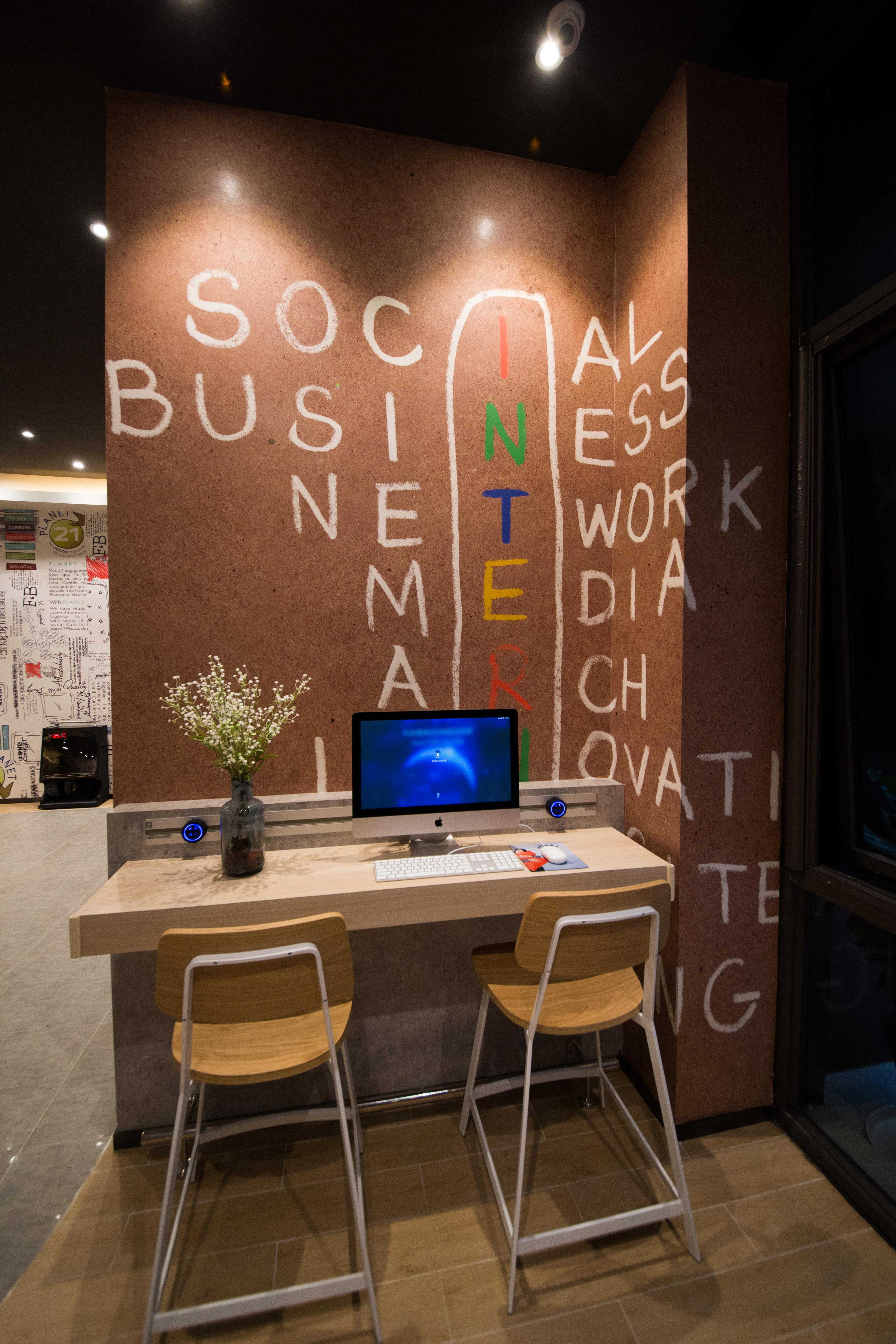 Ibis Guangzhou Yuexiu Park Metro Station Hotel Екстериор снимка