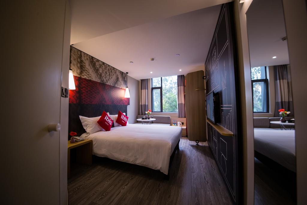Ibis Guangzhou Yuexiu Park Metro Station Hotel Екстериор снимка