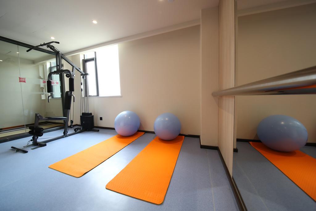 Ibis Guangzhou Yuexiu Park Metro Station Hotel Екстериор снимка