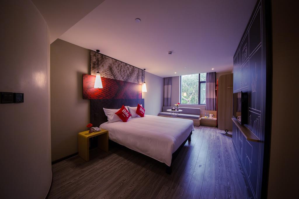 Ibis Guangzhou Yuexiu Park Metro Station Hotel Екстериор снимка