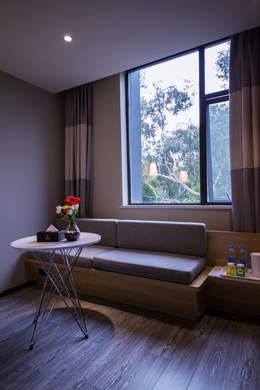 Ibis Guangzhou Yuexiu Park Metro Station Hotel Екстериор снимка